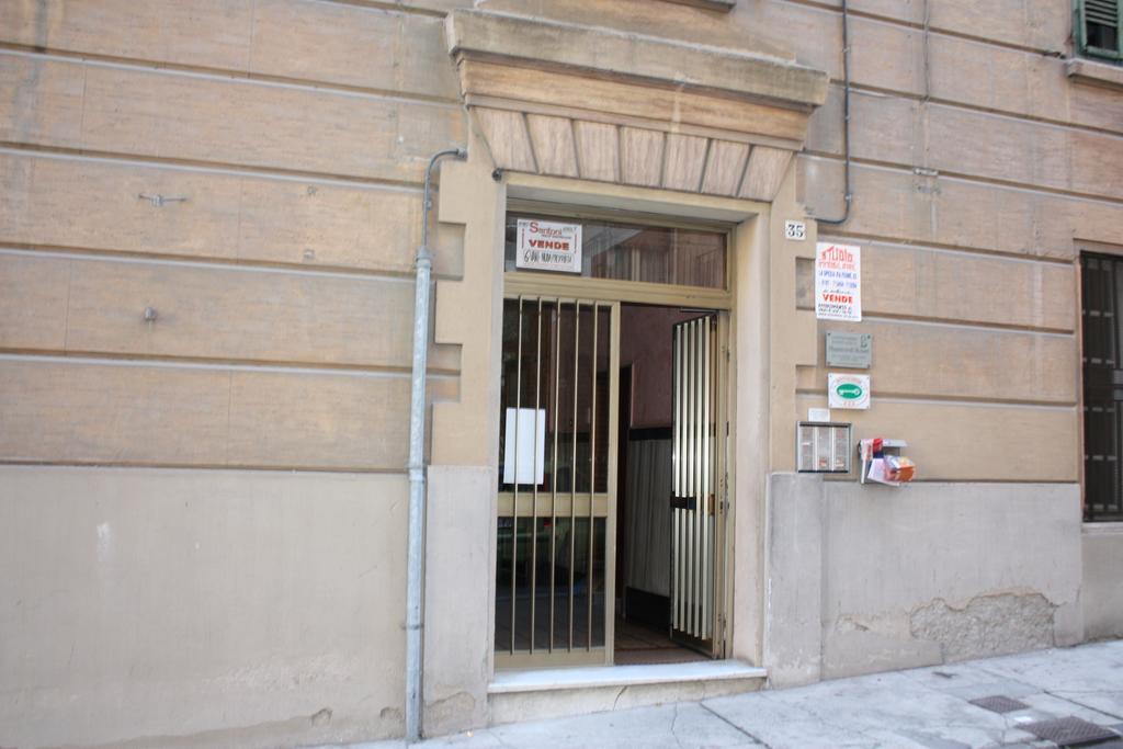 Camere Andrea La Spezia Exterior foto